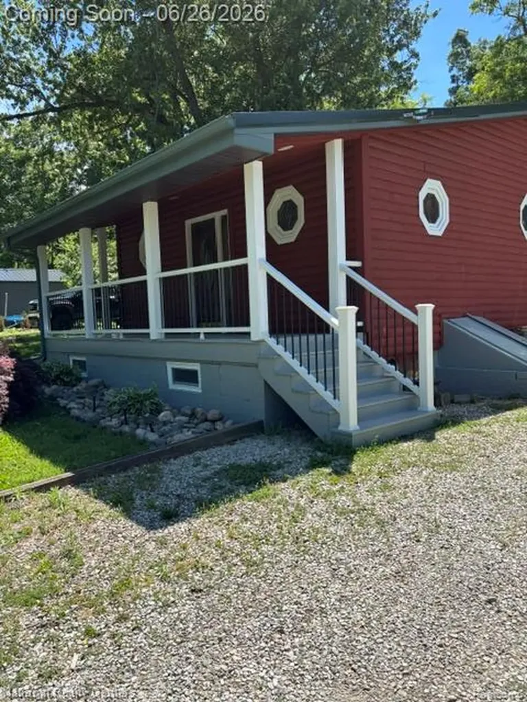 284 Evans Glen Trail Franklin Township MI 49287