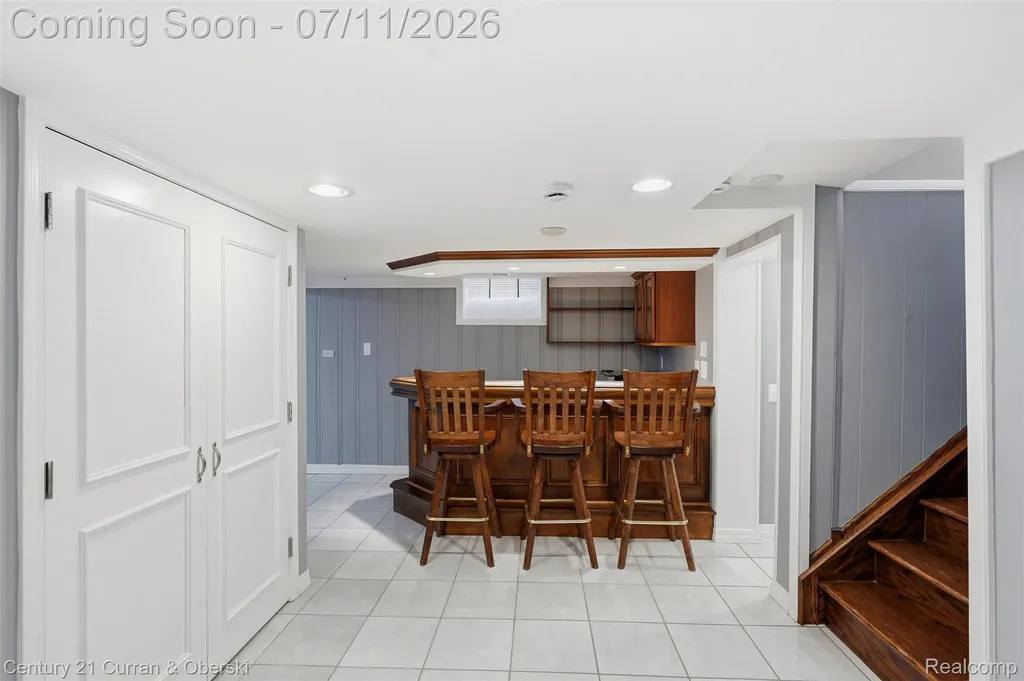 6354 Shenandoah Avenue Allen Park City MI 48101