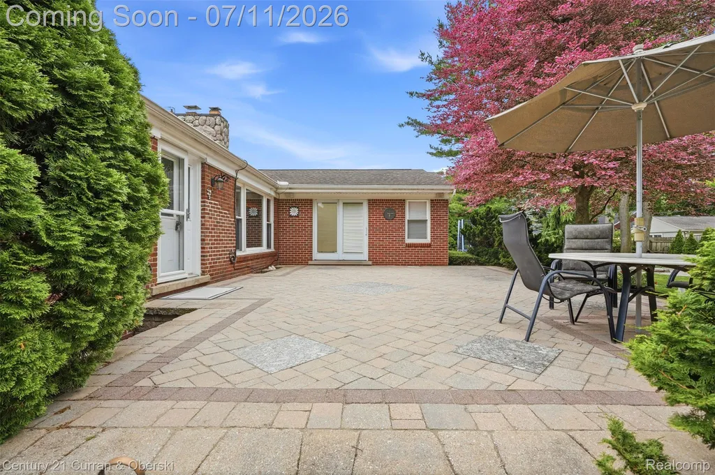 6354 Shenandoah Avenue Allen Park City MI 48101