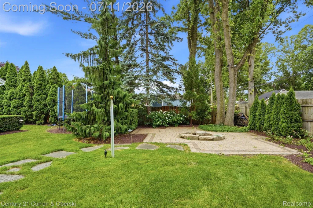 6354 Shenandoah Avenue Allen Park City MI 48101