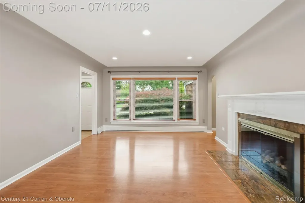 6354 Shenandoah Avenue Allen Park City MI 48101