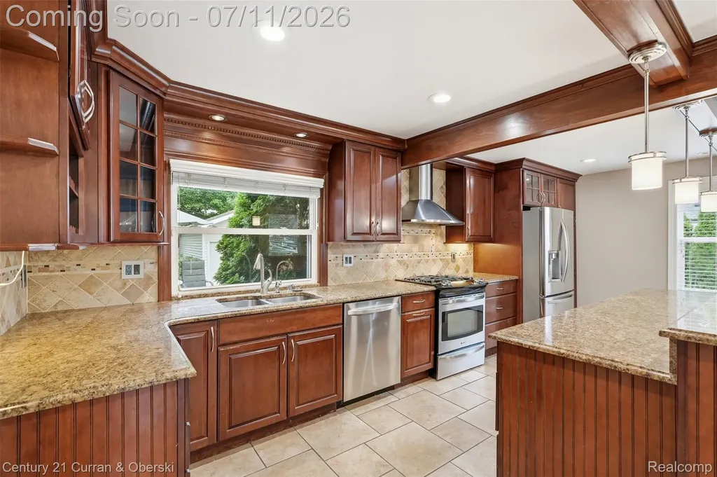 6354 Shenandoah Avenue Allen Park City MI 48101