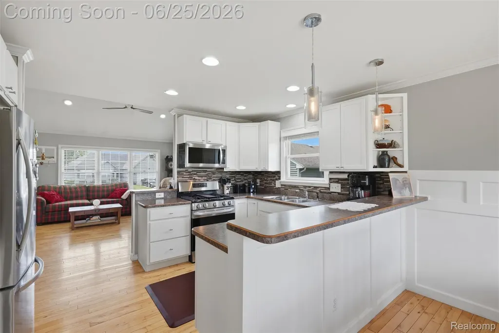 3477 Amber Oaks Drive Howell Township MI 48855