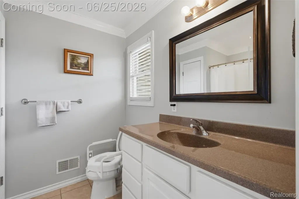 3477 Amber Oaks Drive Howell Township MI 48855