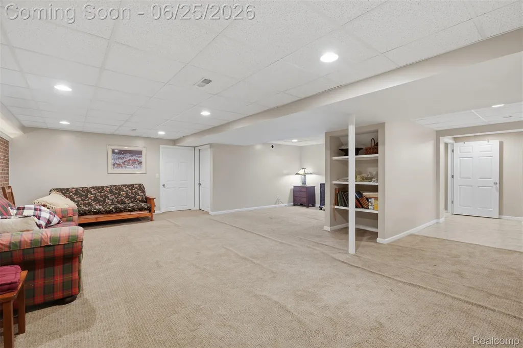 3477 Amber Oaks Drive Howell Township MI 48855