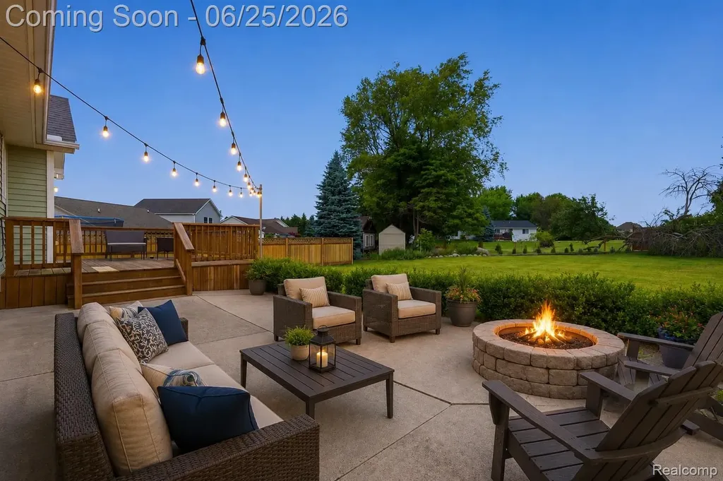 3477 Amber Oaks Drive Howell Township MI 48855