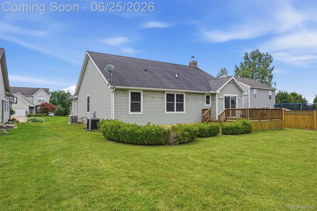 3477 Amber Oaks Drive Howell Township MI 48855