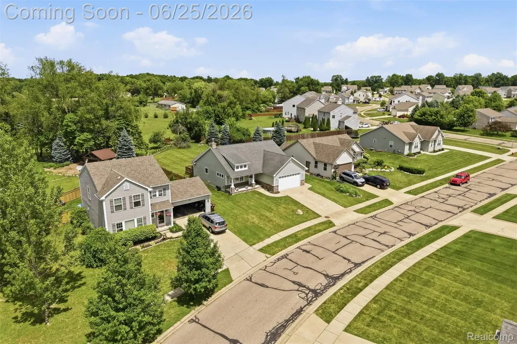 3477 Amber Oaks Drive Howell Township MI 48855