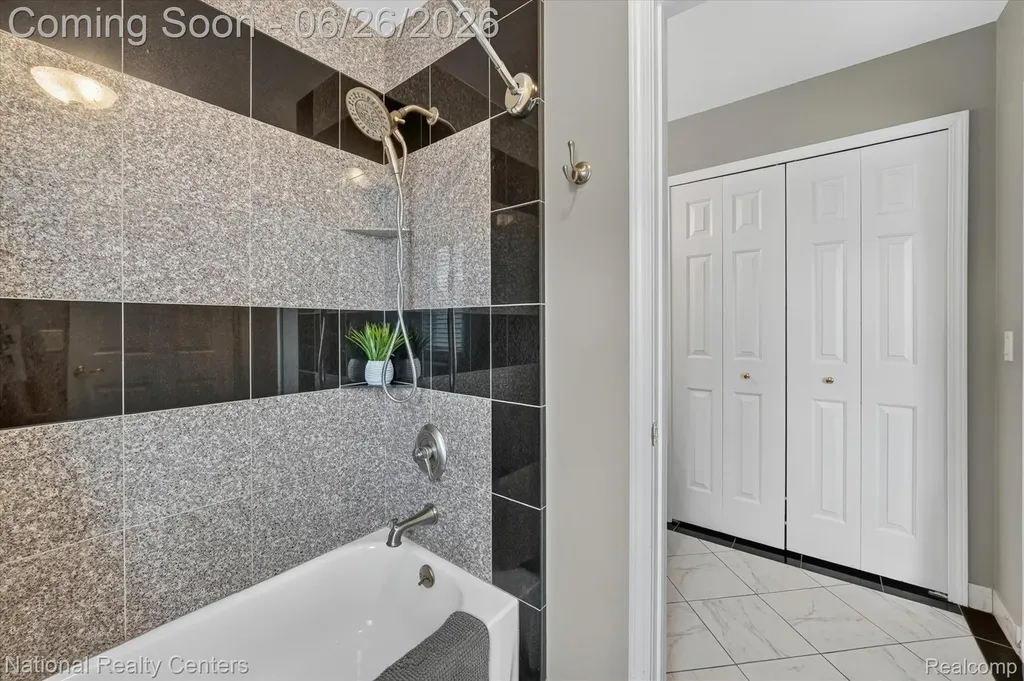 12257 Chandler Drive Plymouth Charter Township MI 48170