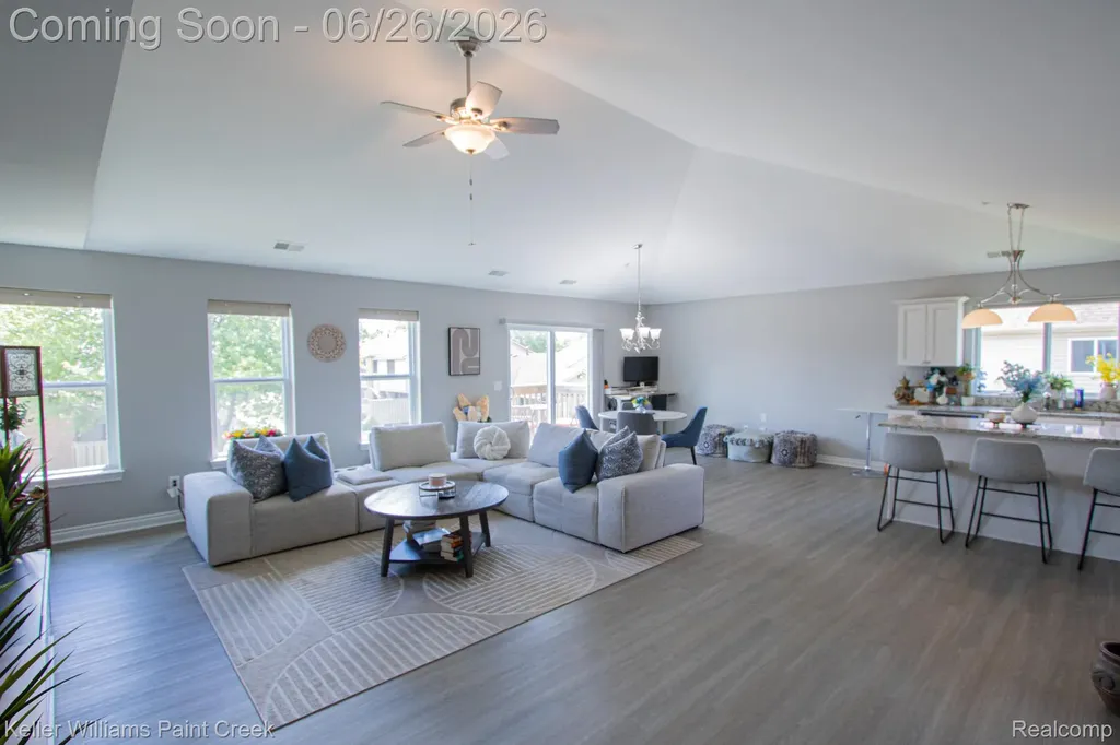 16620 Savor Lane Clinton Charter Township MI 48035