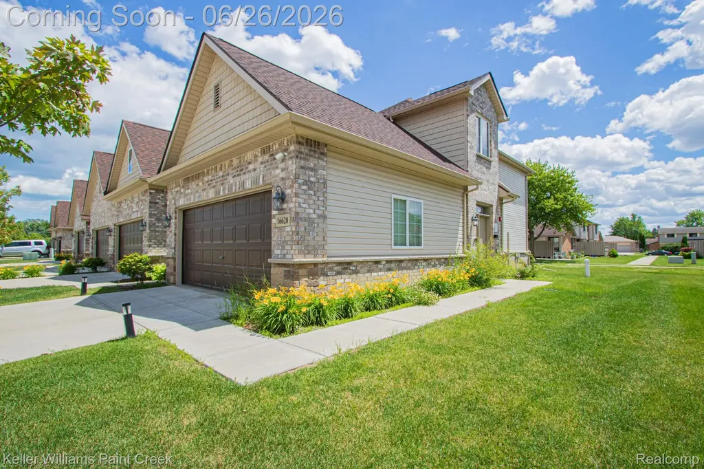 16620 Savor Lane Clinton Charter Township MI 48035