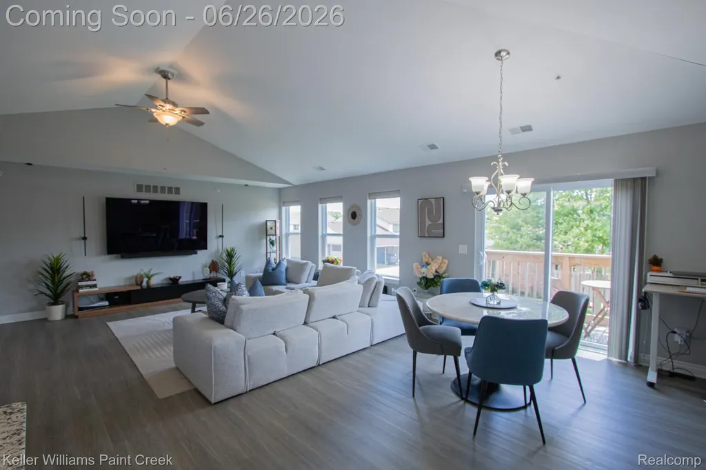 16620 Savor Lane Clinton Charter Township MI 48035