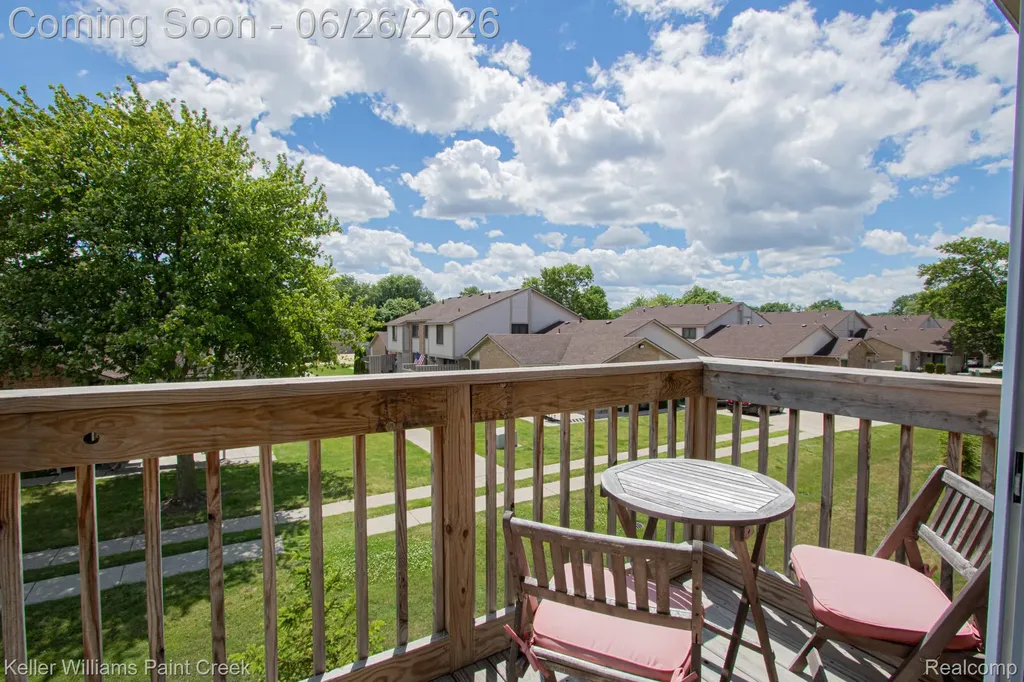 16620 Savor Lane Clinton Charter Township MI 48035