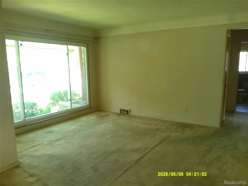 13458 Marion Redford Charter Township MI 48239