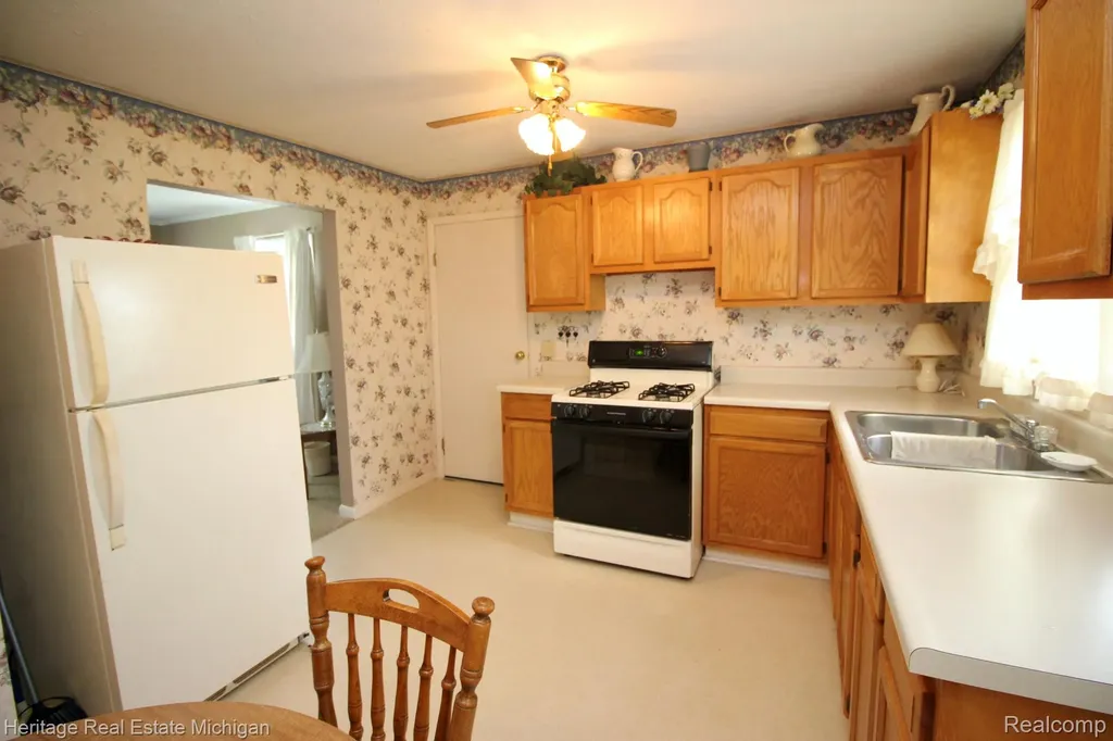8265 S M 52 Bennington Township MI 48867