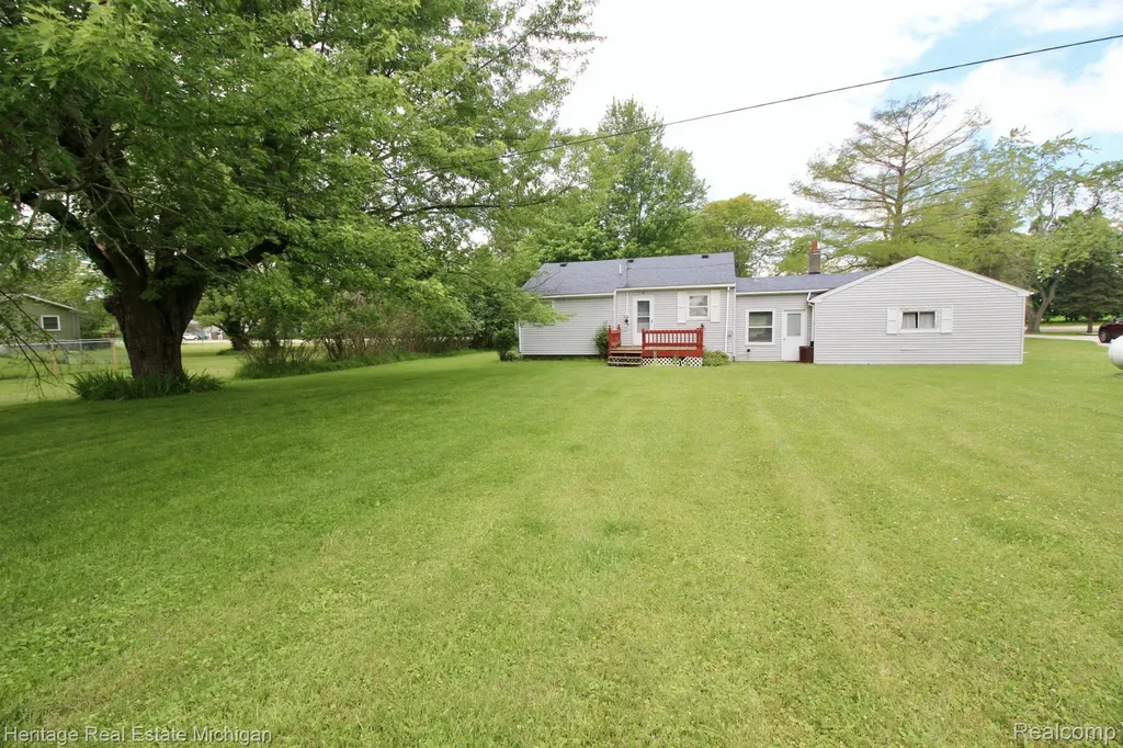 8265 S M 52 Bennington Township MI 48867