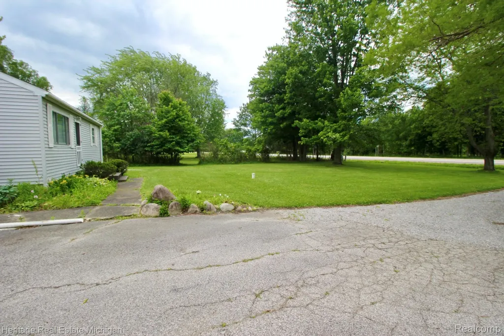 8265 S M 52 Bennington Township MI 48867