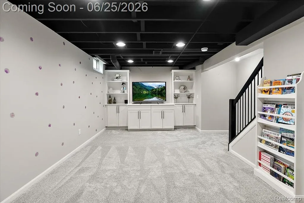 45071 Yorkshire Drive Novi City MI 48375