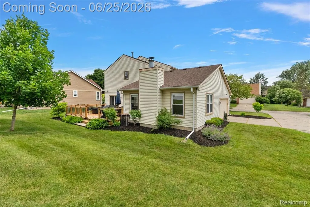 45071 Yorkshire Drive Novi City MI 48375