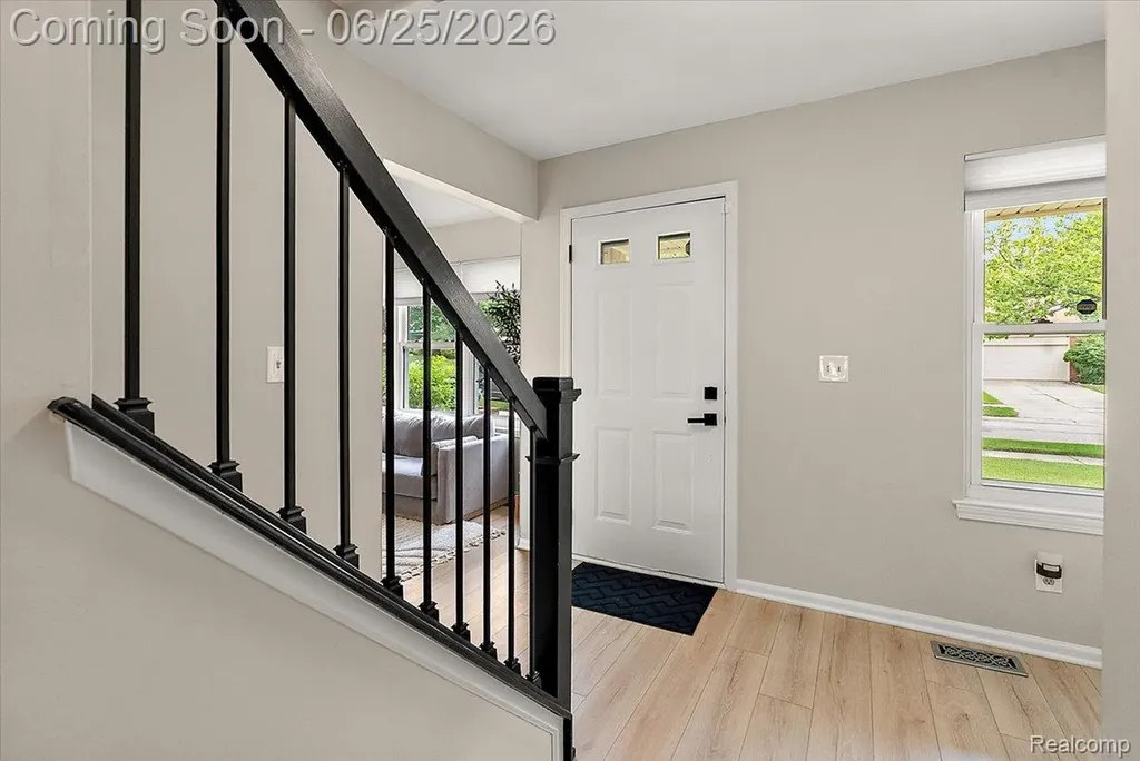 45071 Yorkshire Drive Novi City MI 48375