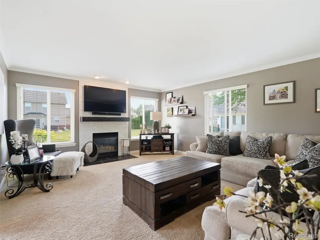23621 Crescent Ridge Drive Huron Charter Township MI 48164
