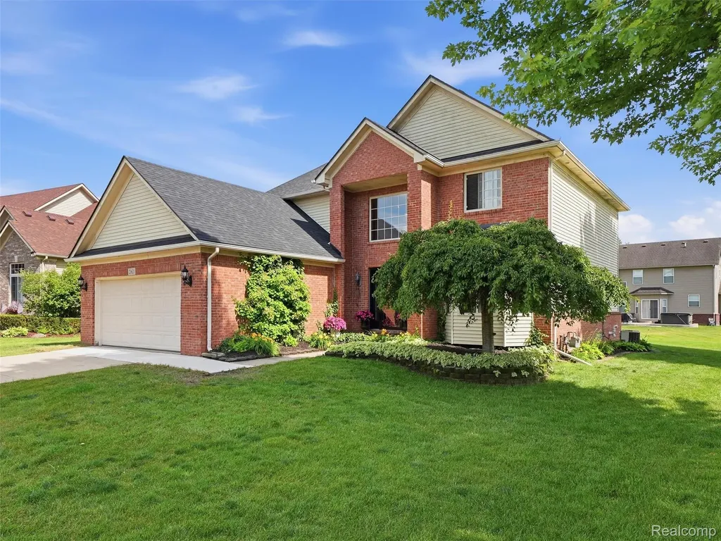 23621 Crescent Ridge Drive Huron Charter Township MI 48164