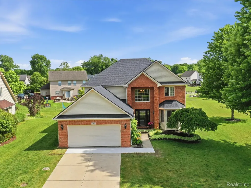 23621 Crescent Ridge Drive Huron Charter Township MI 48164