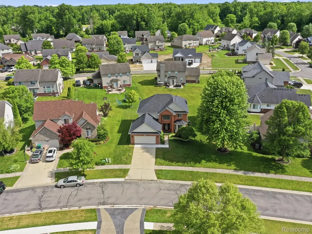 23621 Crescent Ridge Drive Huron Charter Township MI 48164