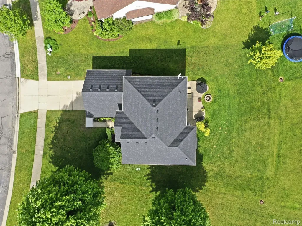 23621 Crescent Ridge Drive Huron Charter Township MI 48164