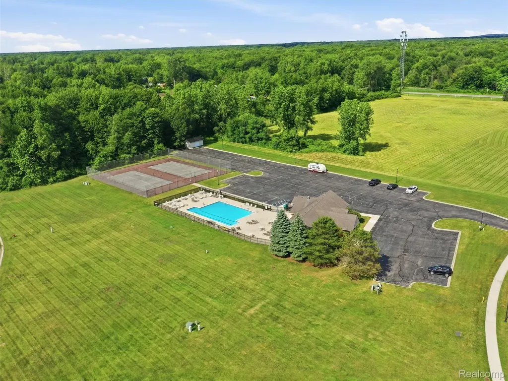 23621 Crescent Ridge Drive Huron Charter Township MI 48164
