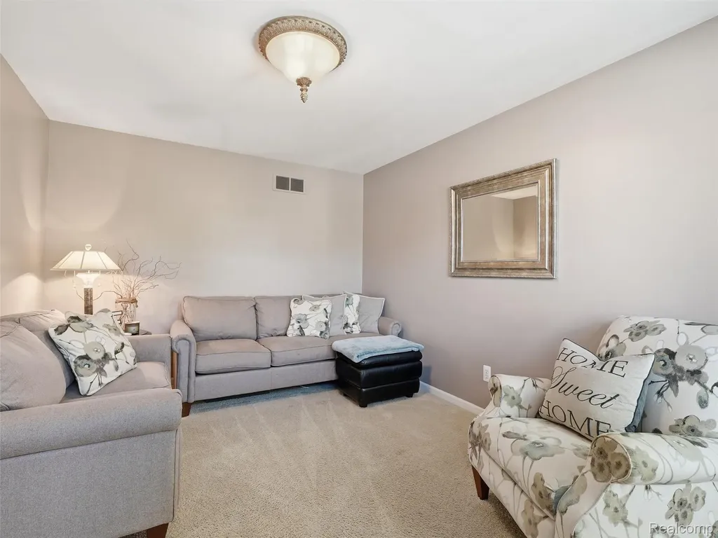 23621 Crescent Ridge Drive Huron Charter Township MI 48164