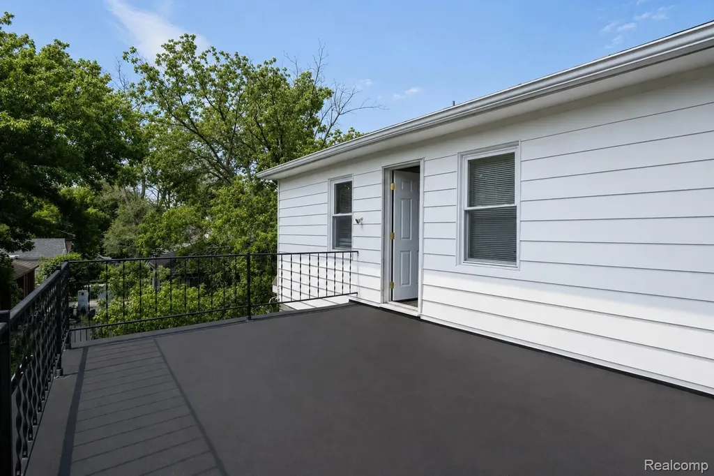 15040 Ferguson Street Detroit City MI 48227