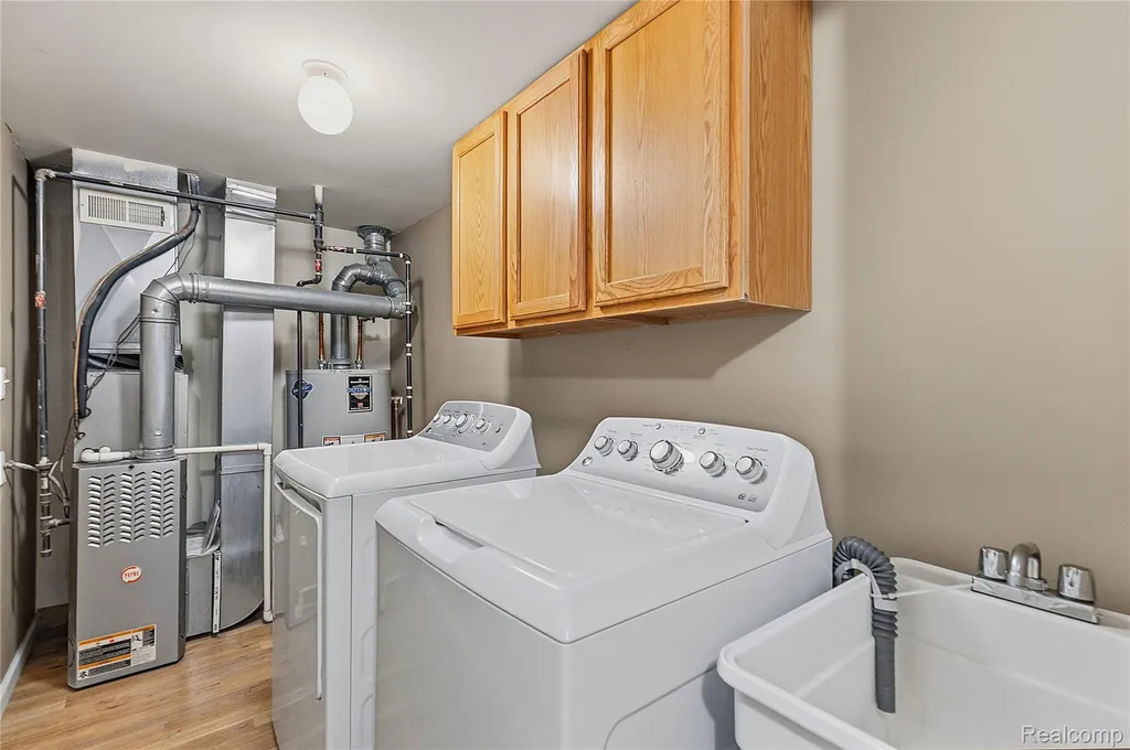 29760 Beverly Lane Chesterfield Township MI 48047