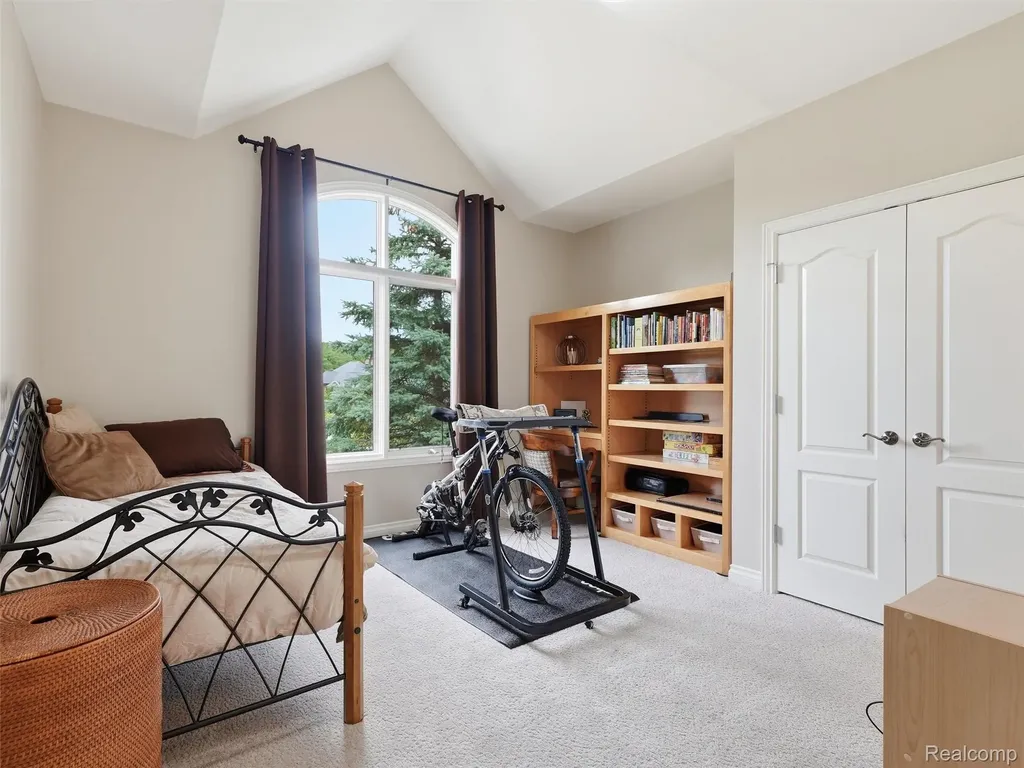 21081 Equestrian Trail Novi City MI 48167