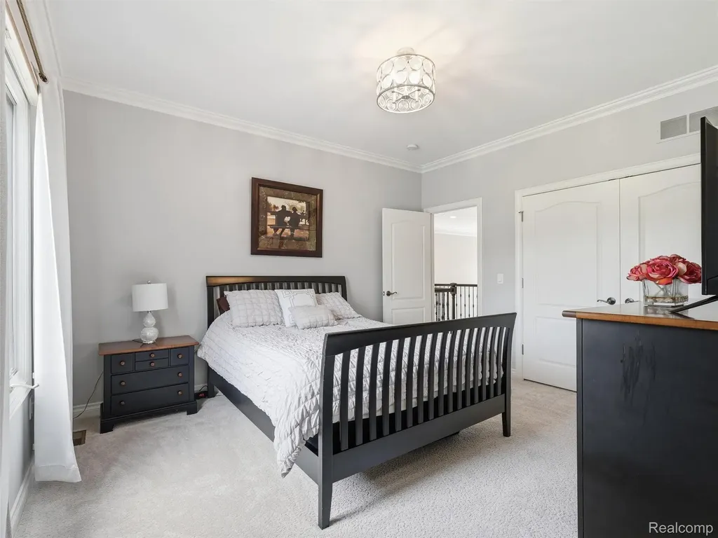 21081 Equestrian Trail Novi City MI 48167