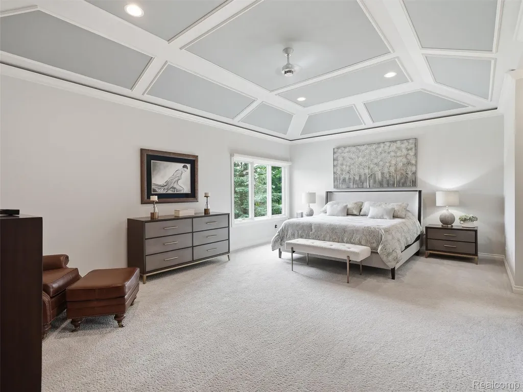 21081 Equestrian Trail Novi City MI 48167