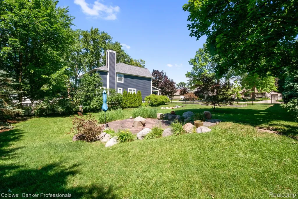 935 Simpson Street Plymouth City MI 48170