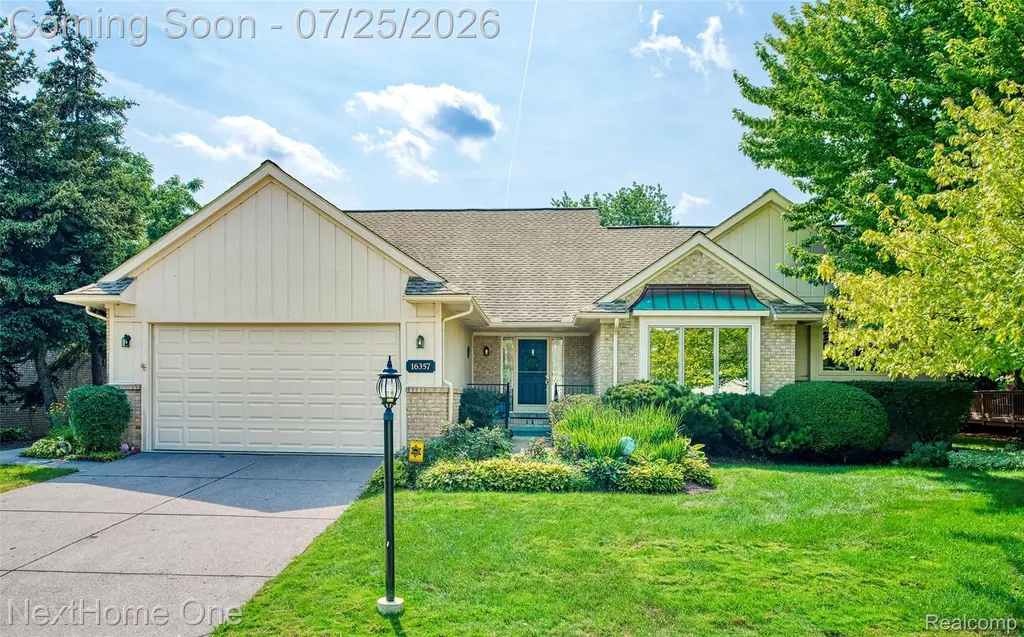 16357 Country Knoll Drive Northville Township MI 48168