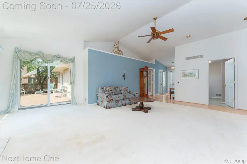 16357 Country Knoll Drive Northville Township MI 48168