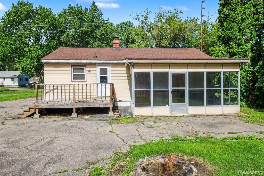 2089 Christner Street Burton City MI 48519
