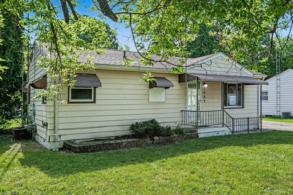 2089 Christner Street Burton City MI 48519