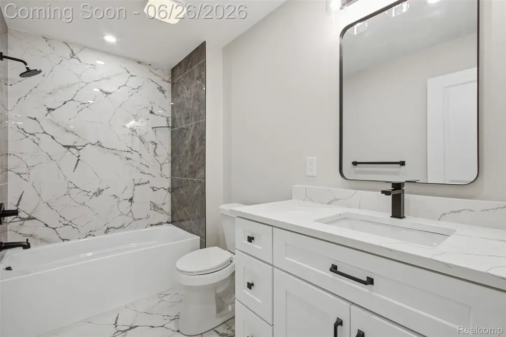 54319 Bradshaw Drive New Baltimore City MI 48047