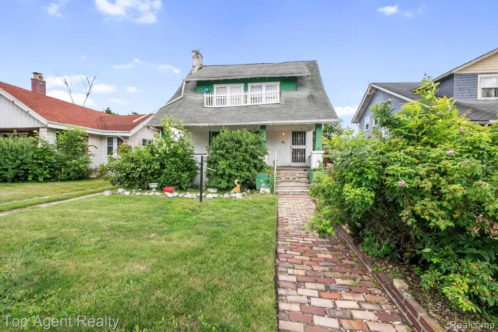 195 Eason Street Highland Park City MI 48203