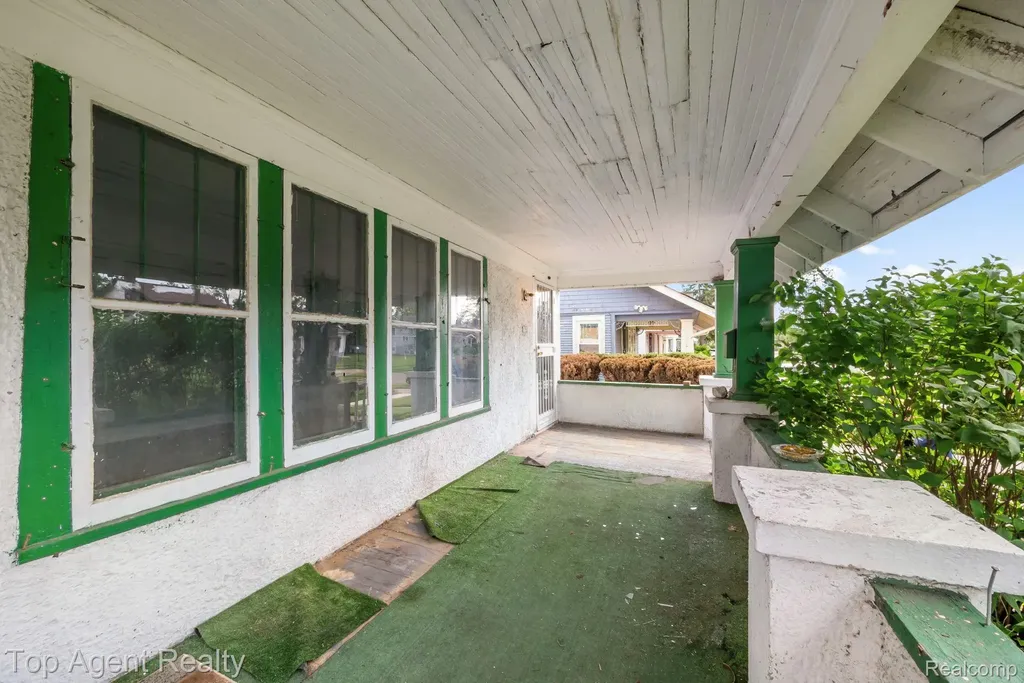 195 Eason Street Highland Park City MI 48203
