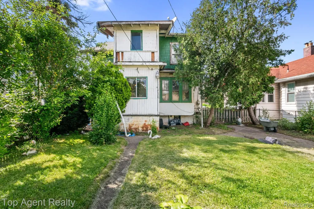 195 Eason Street Highland Park City MI 48203