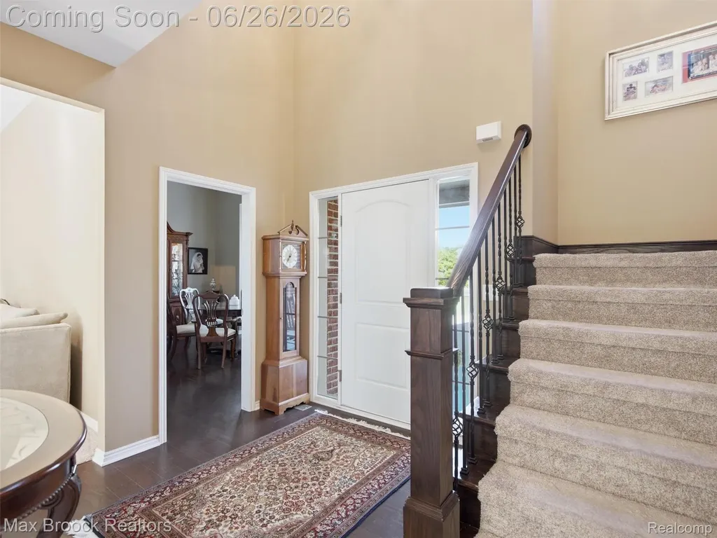 583 Birchcrest Court Oakland Charter Township MI 48363
