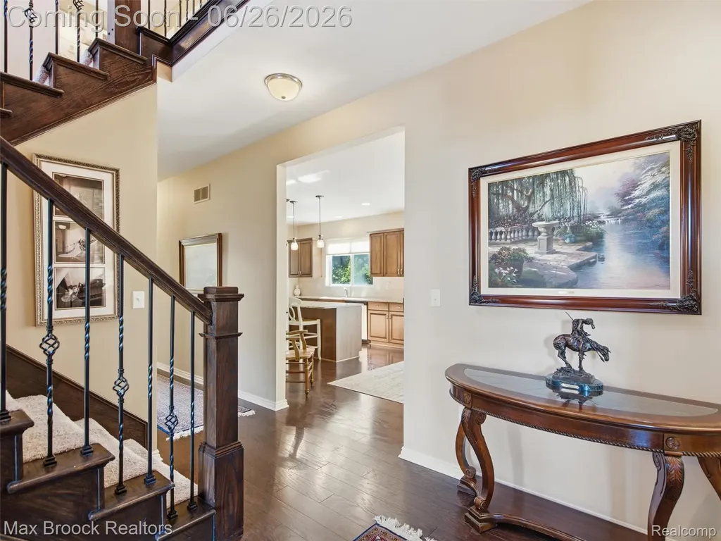 583 Birchcrest Court Oakland Charter Township MI 48363