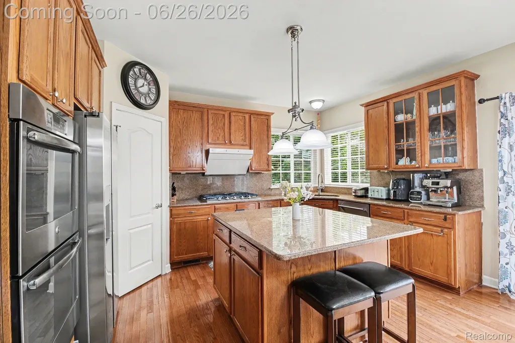 49847 Parkside Drive Northville Township MI 48168