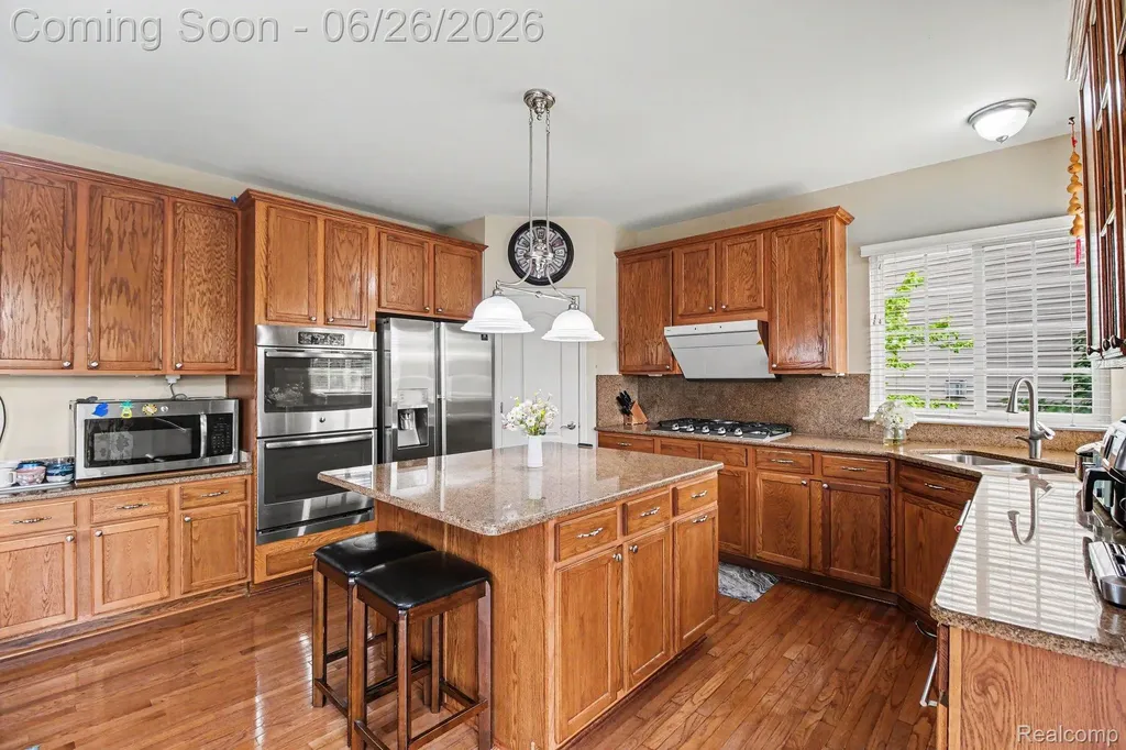 49847 Parkside Drive Northville Township MI 48168