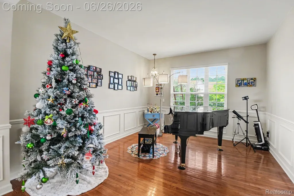 49847 Parkside Drive Northville Township MI 48168